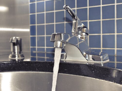 Rhode Islanders can now check a new dashboard from the state’s health department to see if the water service lines to their homes or apartments contain lead.